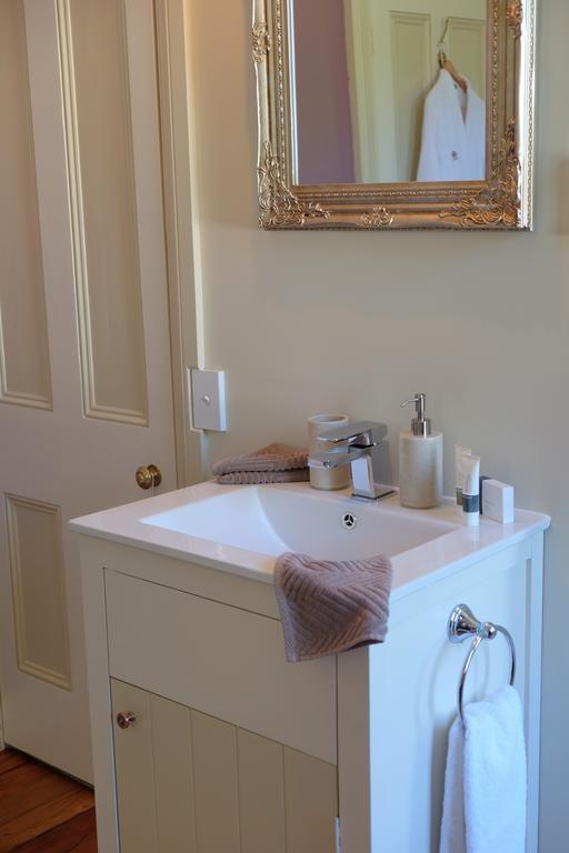 Oinako Bed & Breakfast Akaroa Δωμάτιο φωτογραφία